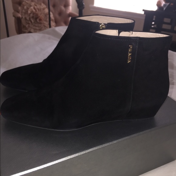 Prada Black suede booties - Picture 3 of 8
